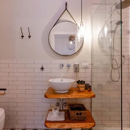 Il Viaggio 4* Bologne